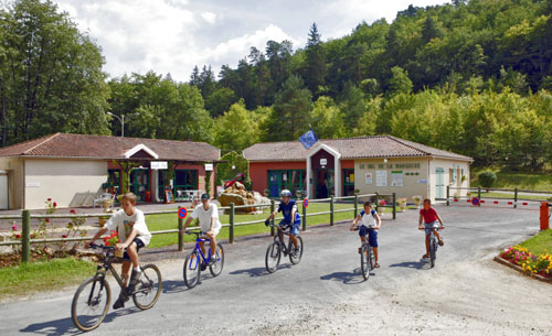 Le Val de la Marquise Aquitania - Campagne visuel 5/10 Le Val de la Marquise Aquitania - Campagne visuel 5/10