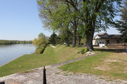 l'Ecluse des Combles Centro-Valle della Loira - Châtillon-sur-Loire visuel 2/5 l'Ecluse des Combles Centro-Valle della Loira - Châtillon-sur-Loire visuel 2/5