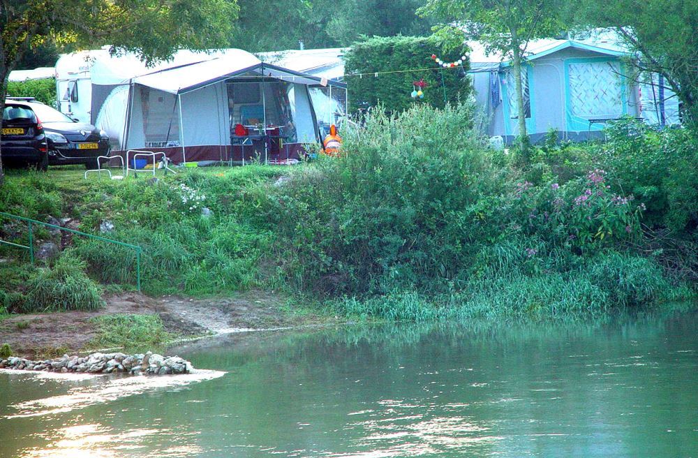 Les 3 Ours Franca Contea - Montbarrey visuel 8/10 Les 3 Ours Franca Contea - Montbarrey visuel 8/10