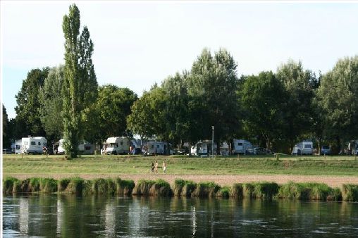 Les Bords de Vienne Centro-Valle della Loira - L'île-Bouchard visuel 2/5 Les Bords de Vienne Centro-Valle della Loira - L'île-Bouchard visuel 2/5