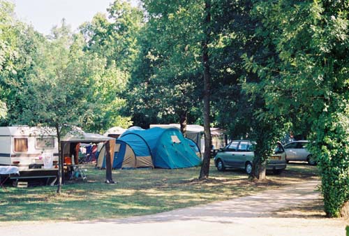 Les Chalets sur la Dordogne Midi-Pirenei - Girac visuel 5/10 Les Chalets sur la Dordogne Midi-Pirenei - Girac visuel 5/10