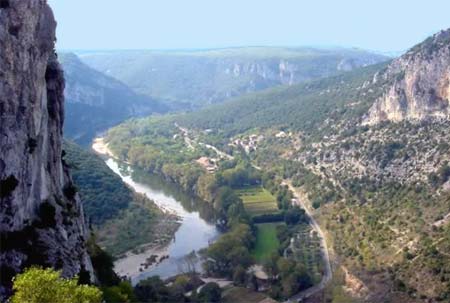 Les Ilons Rodano-Alpi - Cruas visuel 3/9 Les Ilons Rodano-Alpi - Cruas visuel 3/9