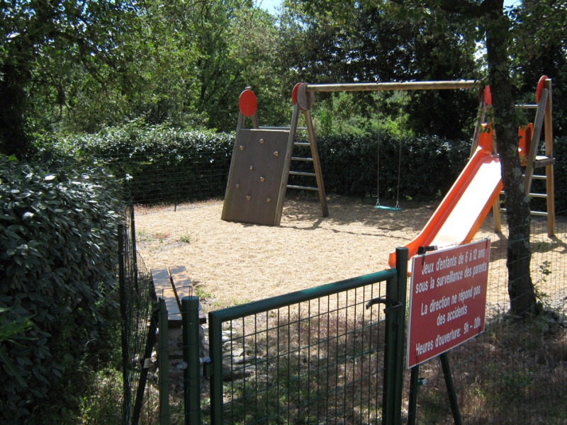 Les Mélias Linguadoca-Rossiglione - Fos visuel 7/11 Les Mélias Linguadoca-Rossiglione - Fos visuel 7/11