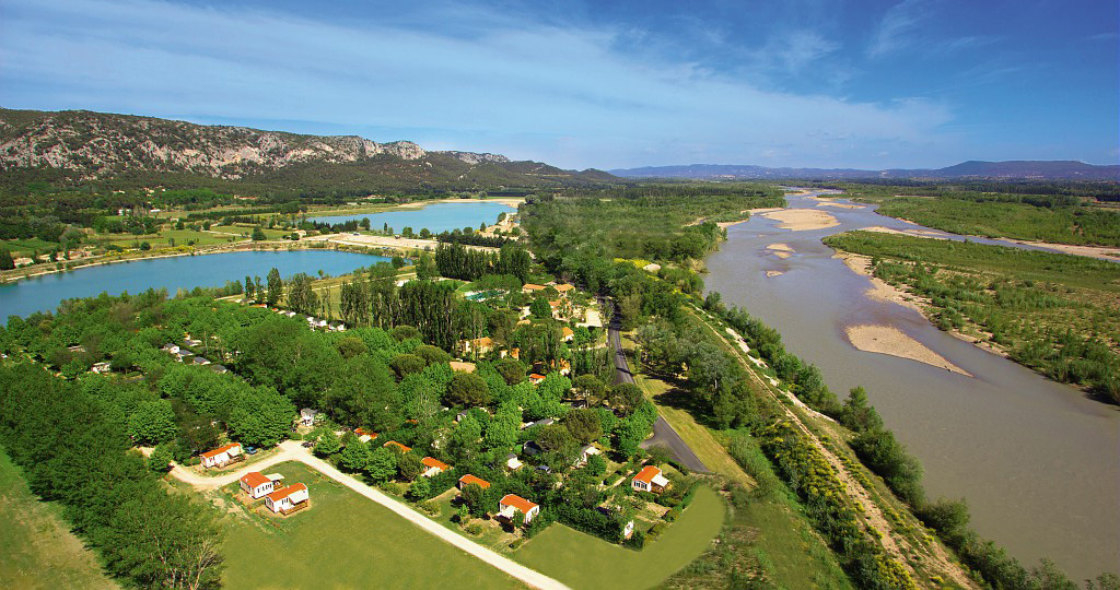 Les Rives du Lubéron Provenza-Alpi-Costa Azzurra - Cheval-Blanc visuel 4/17 Les Rives du Lubéron Provenza-Alpi-Costa Azzurra - Cheval-Blanc visuel 4/17