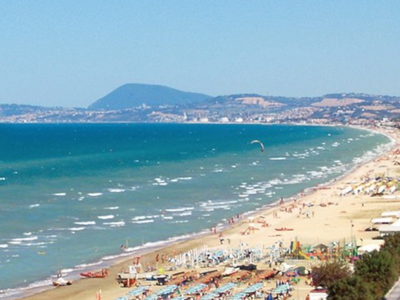 Liana Marche - Senigallia visuel 1/7