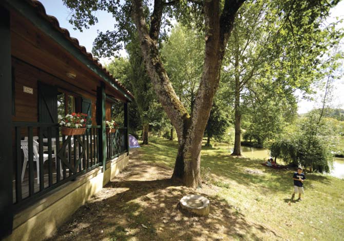 l'Ile du Pont Midi-Pirenei - Mirande visuel 7/7 l'Ile du Pont Midi-Pirenei - Mirande visuel 7/7