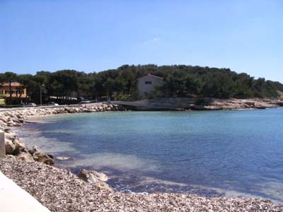 Lou Cigalon Provenza-Alpi-Costa Azzurra - La Couronne - Ste Croix visuel 18/19 Lou Cigalon Provenza-Alpi-Costa Azzurra - La Couronne - Ste Croix visuel 18/19