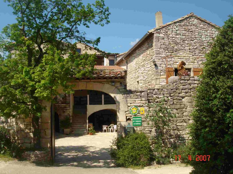 Mas de Linde Linguadoca-Rossiglione - Montclus visuel 2/4 Mas de Linde Linguadoca-Rossiglione - Montclus visuel 2/4