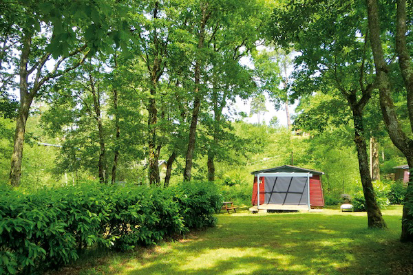 Parenthèses imaginaires Aquitania - Milhac-de-Nontron visuel 5/7 Parenthèses imaginaires Aquitania - Milhac-de-Nontron visuel 5/7