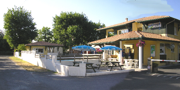 Pasteur Vacances Aquitania - Arès visuel 1/2 Pasteur Vacances Aquitania - Arès visuel 1/2