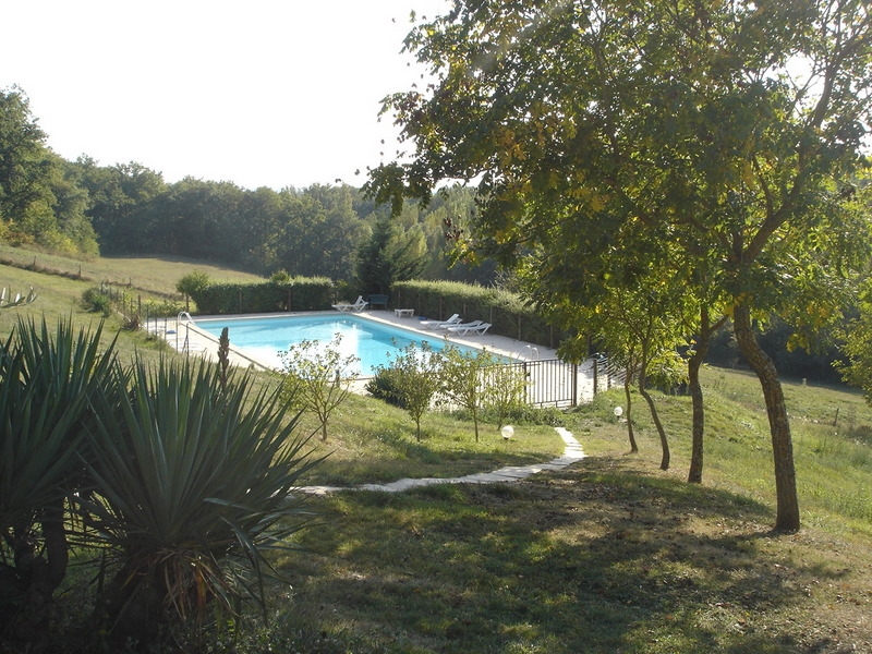 St Pierre de Rousieux Midi-Pirenei - Serviès visuel 3/6 St Pierre de Rousieux Midi-Pirenei - Serviès visuel 3/6