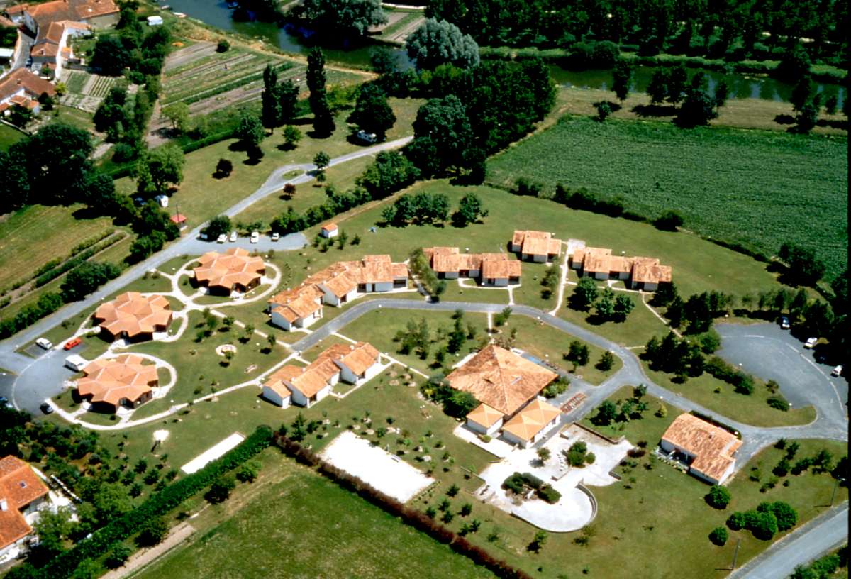 Village Vacances Les Peupliers Poitou-Charentes - Tonnay-Boutonne visuel 2/10