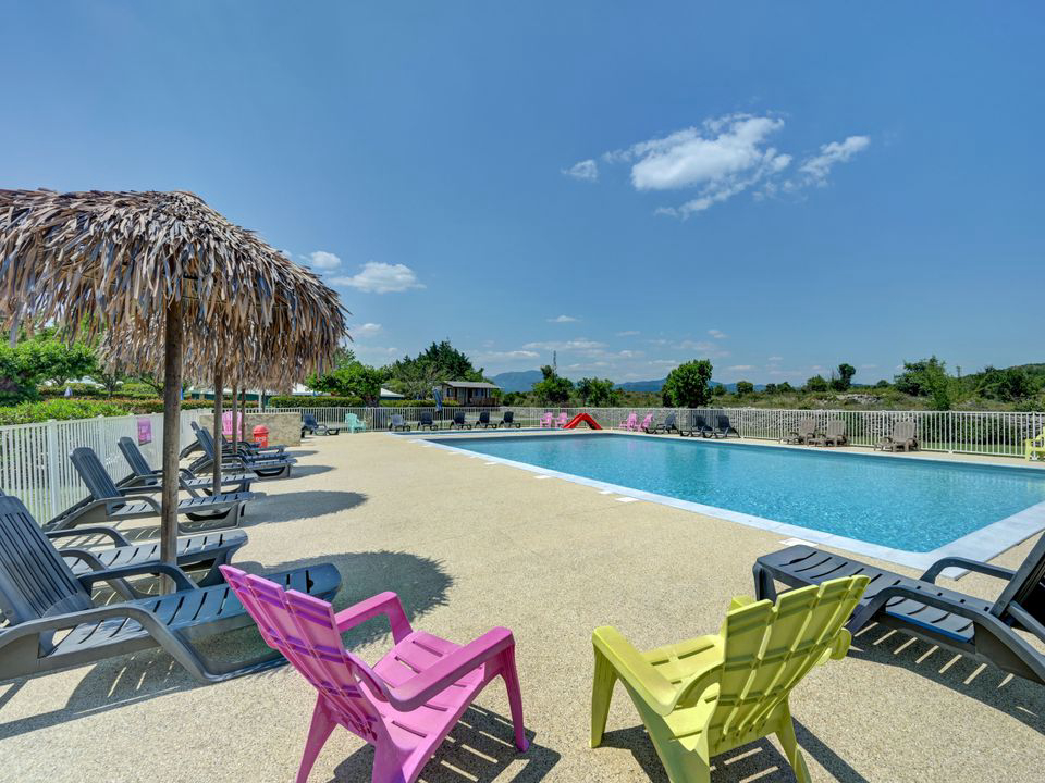 Beaume Giraud Rodano-Alpi - Balazuc visuel 2/13 Beaume Giraud Rodano-Alpi - Balazuc visuel 2/13