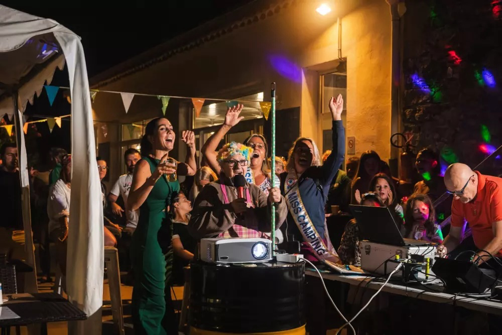 Chateau De L'hom Linguadoca-Rossiglione - Saumane visuel 8/11 Chateau De L'hom Linguadoca-Rossiglione - Saumane visuel 8/11