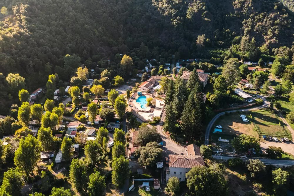 Chateau De L'hom Linguadoca-Rossiglione - Saumane visuel 2/11 Chateau De L'hom Linguadoca-Rossiglione - Saumane visuel 2/11