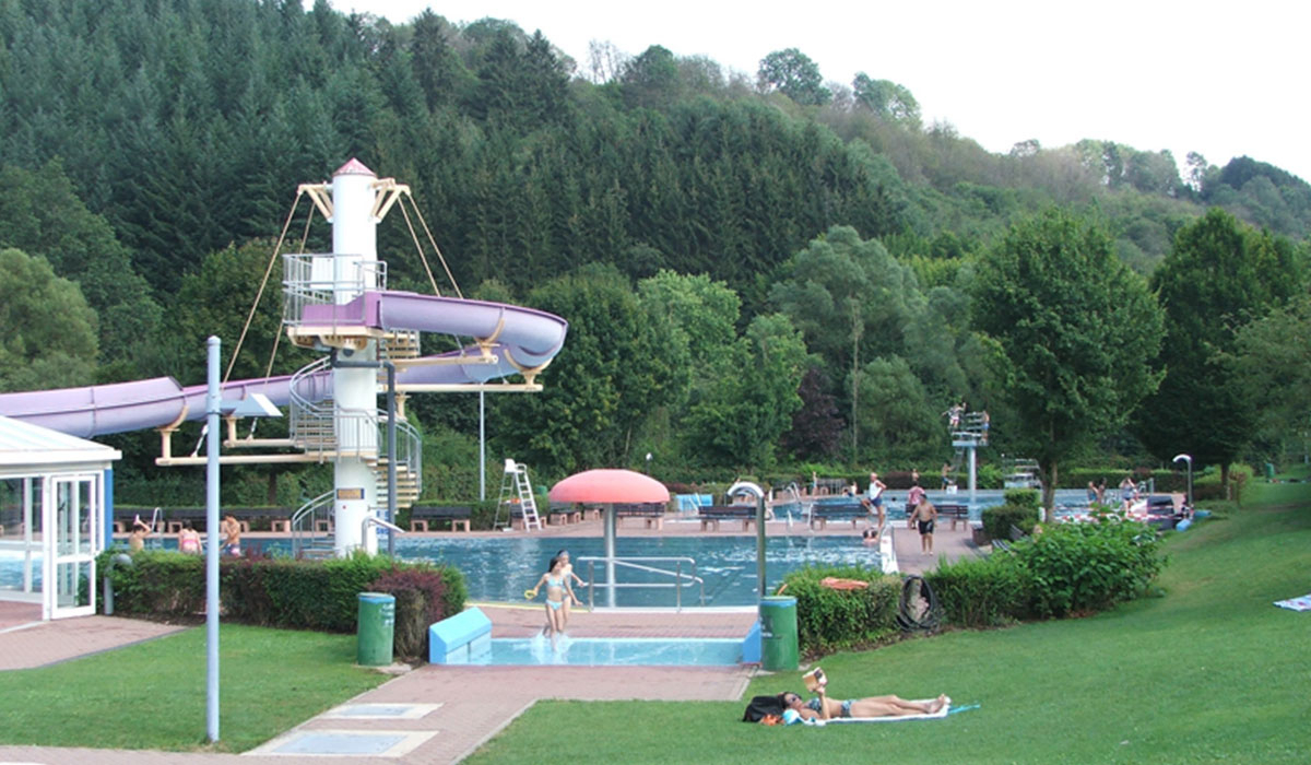 In der Enz Renania-Palatinato - Neuerburg visuel 1/2 In der Enz Renania-Palatinato - Neuerburg visuel 1/2