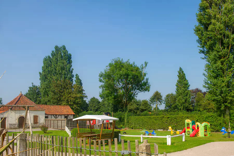 La Bien Assise Nord-Passo di Calais - Guînes visuel 3/9 La Bien Assise Nord-Passo di Calais - Guînes visuel 3/9