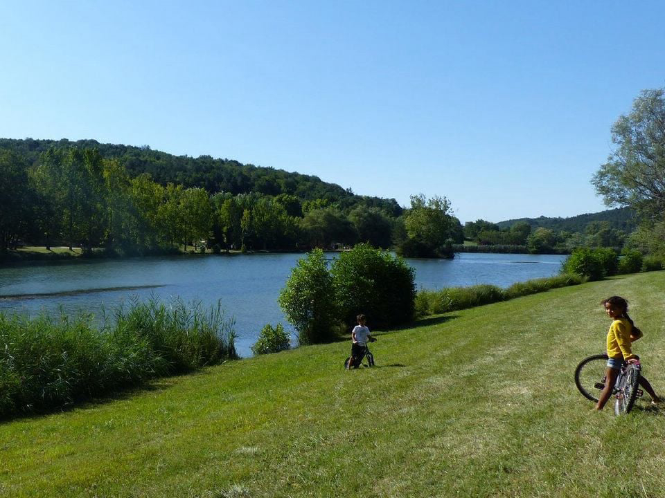 Le Lac Aquitania - Plazac visuel 2/5 Le Lac Aquitania - Plazac visuel 2/5