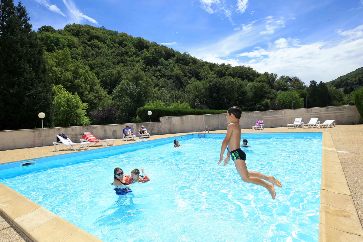 Les Eaux Vives Midi-Pirenei - Latouille-Lentillac visuel 2/2 Les Eaux Vives Midi-Pirenei - Latouille-Lentillac visuel 2/2