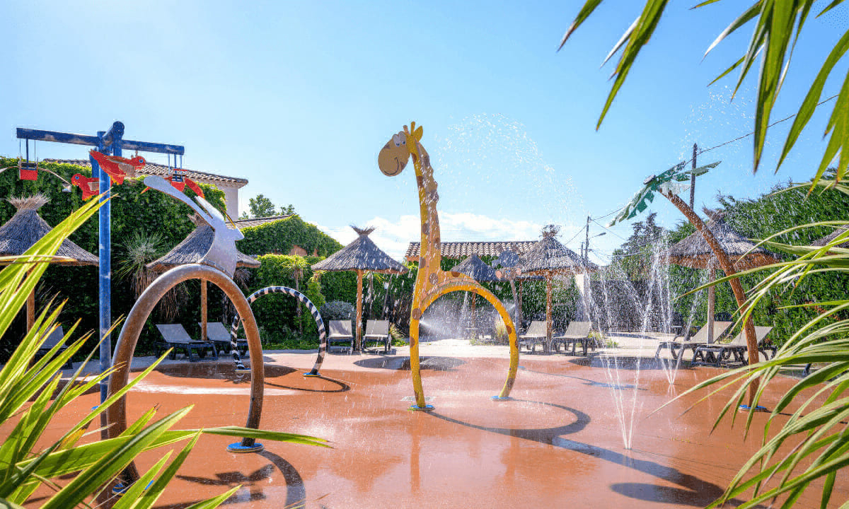 Les Fontaines Provenza-Alpi-Costa Azzurra - Pernes-les-Fontaines visuel 10/14 Les Fontaines Provenza-Alpi-Costa Azzurra - Pernes-les-Fontaines visuel 10/14