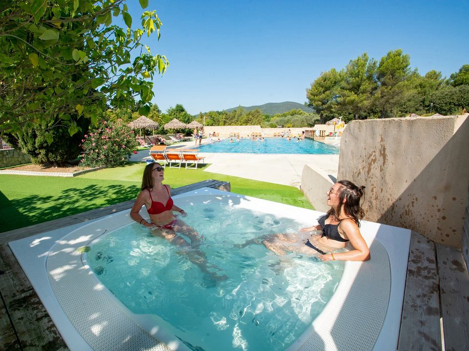 Les Hautes Prairies Provenza-Alpi-Costa Azzurra - Lourmarin visuel 3/7