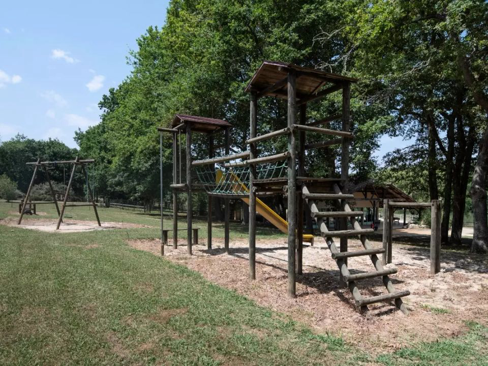 Les Lacs d'Armagnac Midi-Pirenei - Bretagne-d'Armagnac visuel 6/13 Les Lacs d'Armagnac Midi-Pirenei - Bretagne-d'Armagnac visuel 6/13