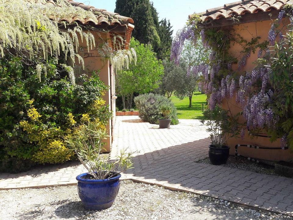 Les Micocouliers Provenza-Alpi-Costa Azzurra - Graveson visuel 4/5