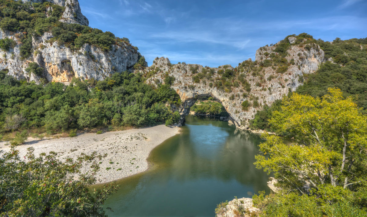 Rives d'Arc Rodano-Alpi - Vallon-Pont-d'Arc visuel 2/19