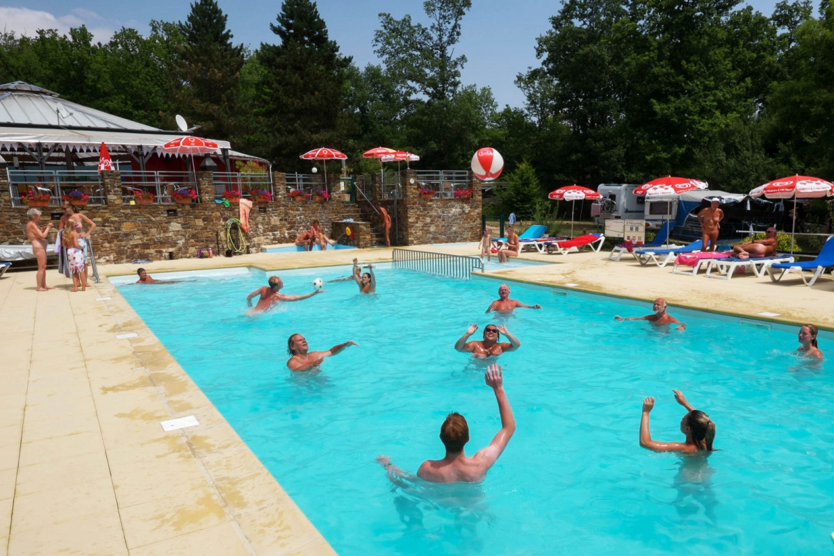 Creuse Nature Domaine Naturiste - Limosino - Boussac-Bourg visuel 1/1 Creuse Nature Domaine Naturiste - Limosino - Boussac-Bourg visuel 1/1