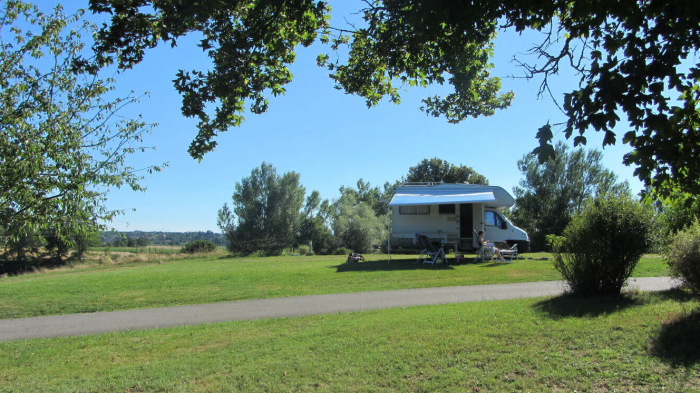 Camping La Route Bleue - Balbigny